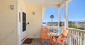 Seascape 4231 2 Bedroom Condo by RedAwning