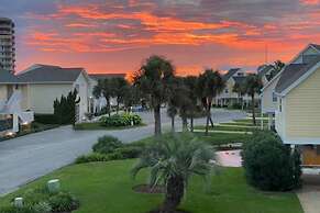 Seascape 4231 2 Bedroom Condo by RedAwning