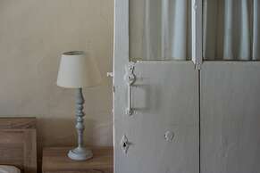 The Veranda of Gavrion - Deluxe Cycladic House