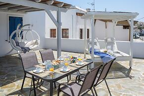 The Veranda of Gavrion - Deluxe Cycladic House