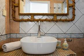 The Veranda of Gavrion - Deluxe Cycladic House