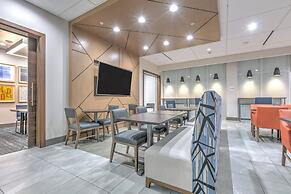 Holiday Inn Express & Suites Dallas – Plano North by IHG