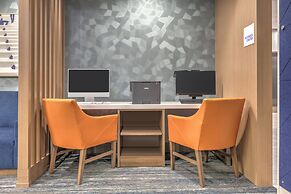 Holiday Inn Express & Suites Dallas – Plano North by IHG