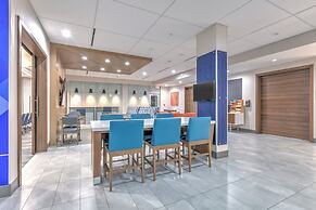 Holiday Inn Express & Suites Dallas – Plano North by IHG