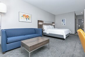 Holiday Inn Express & Suites Dallas – Plano North by IHG