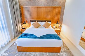 Alisa Hotel Tema
