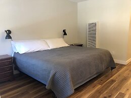 Sierra Inn on the River