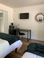 Sierra Inn on the River