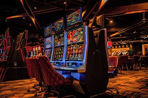 Hotel Casino Grand Vía Dorada