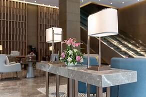 Oakwood Premier Phnom Penh