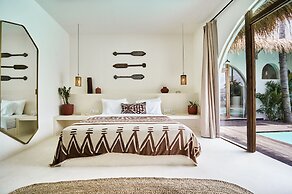 Stunning 4BR Villa With Rice Field View in Umalas