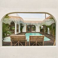 Stunning 4BR Villa With Rice Field View in Umalas