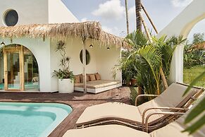 Stunning 4BR Villa With Rice Field View in Umalas