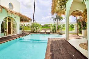 Stunning 4BR Villa With Rice Field View in Umalas