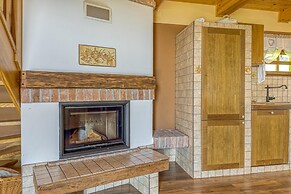 Old House Knezovo With Lovely View