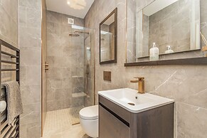 Apartment 6