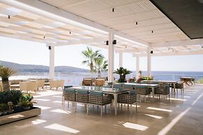 Hiddenbay Teos Hotel Sigacik