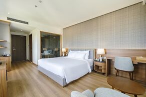 The Tahiti Beach Hotel