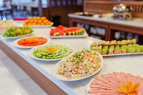 The Tahiti Beach Hotel