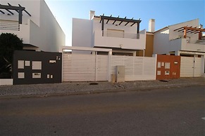 Captivating 3-bed House in Conceicao de Tavira