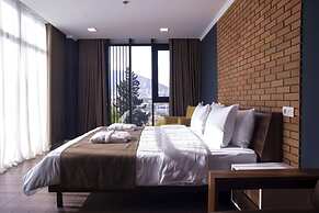 Bricks Hotel
