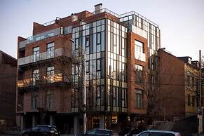 Bricks Hotel