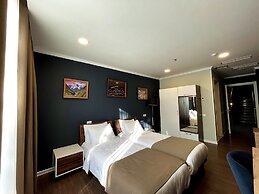 Bricks Hotel