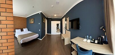 Bricks Hotel