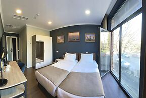 Bricks Hotel