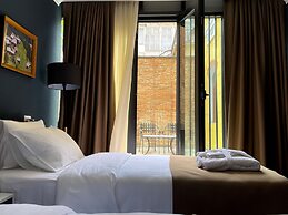 Bricks Hotel
