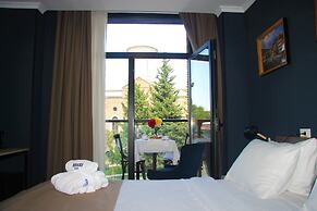 Bricks Hotel