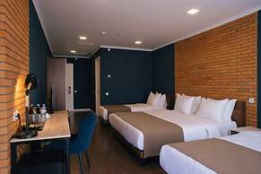 Bricks Hotel