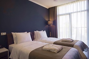 Bricks Hotel