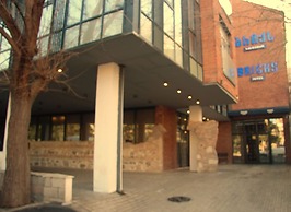 Bricks Hotel