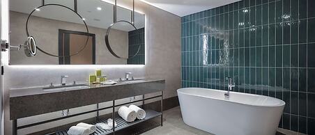 Doubletree By Hilton Canakkale