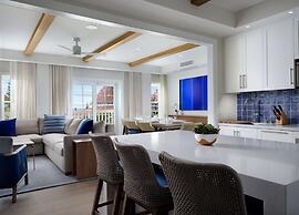 Shore House at The Del, LXR Hotels & Resorts