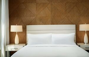 Shore House at The Del, LXR Hotels & Resorts