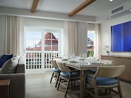 Shore House at The Del, LXR Hotels & Resorts