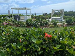 Unique Rare Villa! Retreat Style, Full Sea Views With Private Pool & H