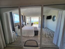 Unique Rare Villa! Retreat Style, Full Sea Views With Private Pool & H