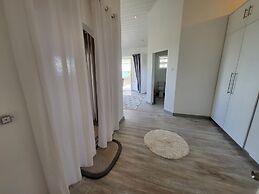 Unique Rare Villa! Retreat Style, Full Sea Views With Private Pool & H