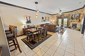 A Bear's Hibernation 1 Bedroom Condo by RedAwning