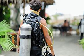 Garden of Eden Dive Resort