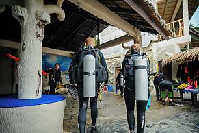 Garden of Eden Dive Resort