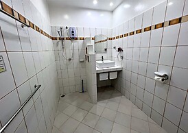 Garden of Eden Dive Resort