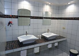 Garden of Eden Dive Resort