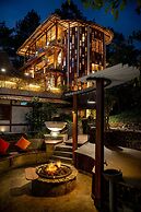 TIRA VILAGNA SUITES & SPA