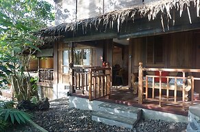 TIRA VILAGNA SUITES & SPA