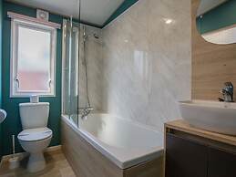 Whitecliff Bay Holiday Park