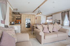 Whitecliff Bay Holiday Park